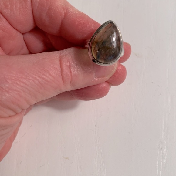 Labradorite ring - Picture 4 of 8